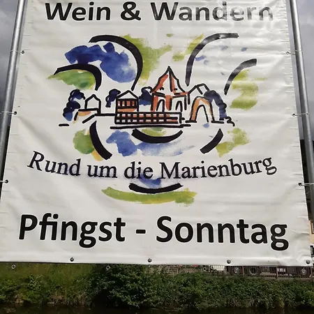 Sternenwald アパート アルフ